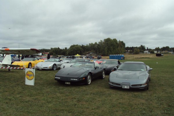 Corvetteklubbens parkeringsfålla.